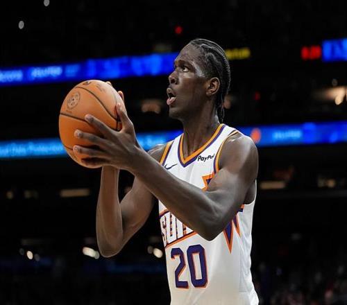 年度最佳球,员竞争者,維克托,亚博体育,亚博体育官网,亚博体育app,亚博体育下载