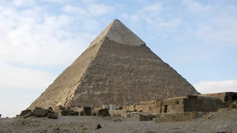 国足主场迎战澳大利亚，28800元VIP包厢一小时内抢购一空，购票热潮席卷！